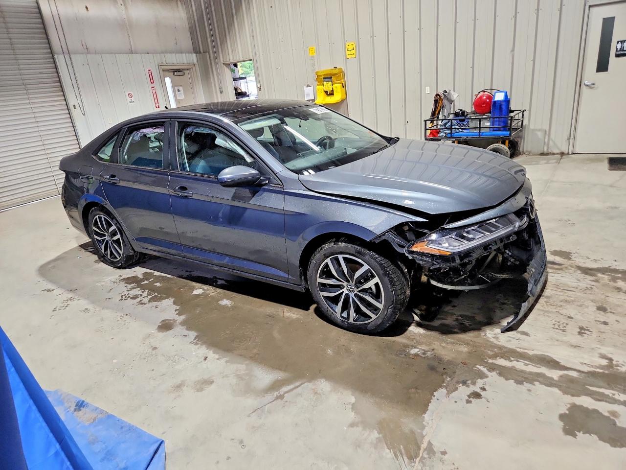 2025 VOLKSWAGEN JETTA