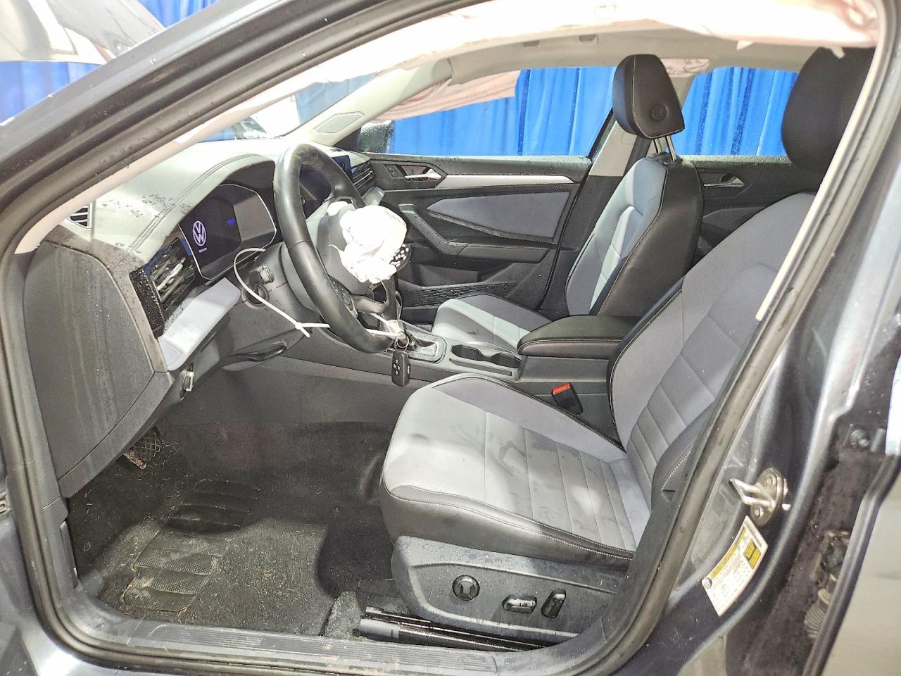 2025 VOLKSWAGEN JETTA