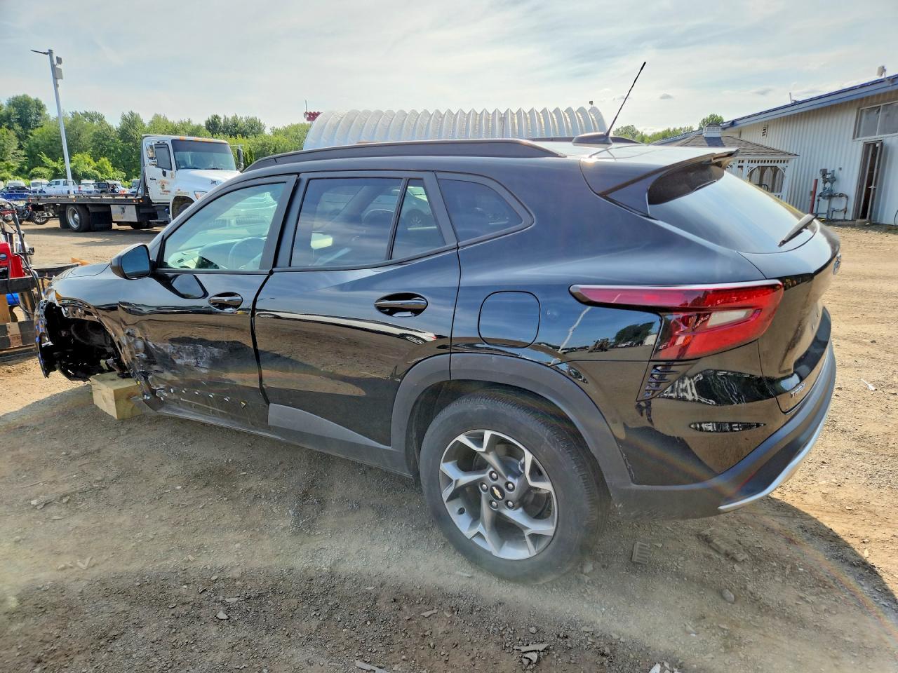 2025 CHEVROLET TRAX