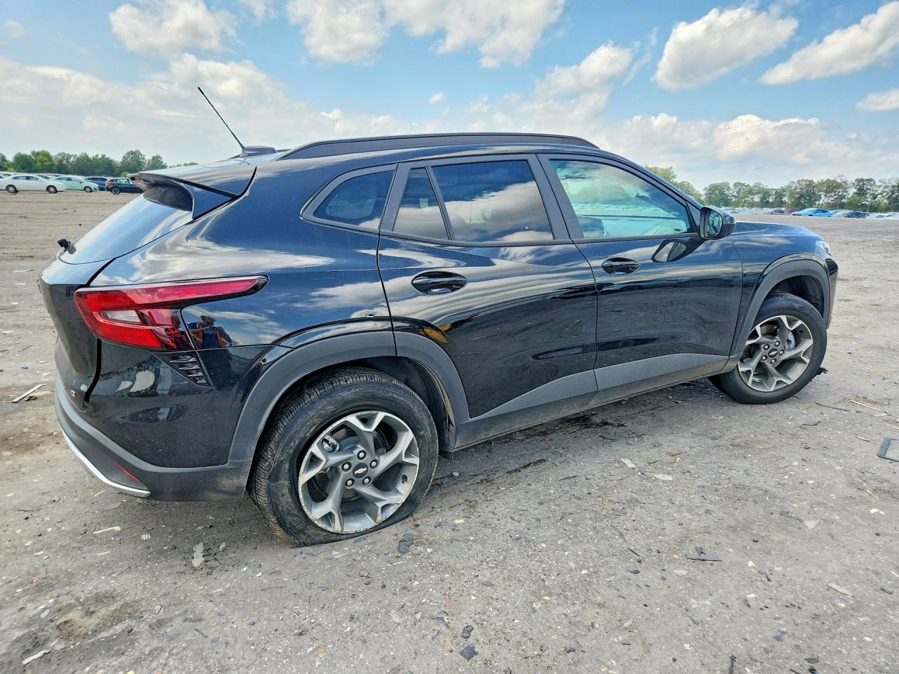 2026 CHEVROLET TRAX