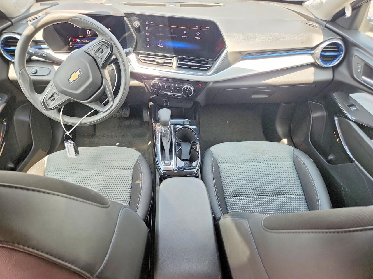 2026 CHEVROLET TRAX