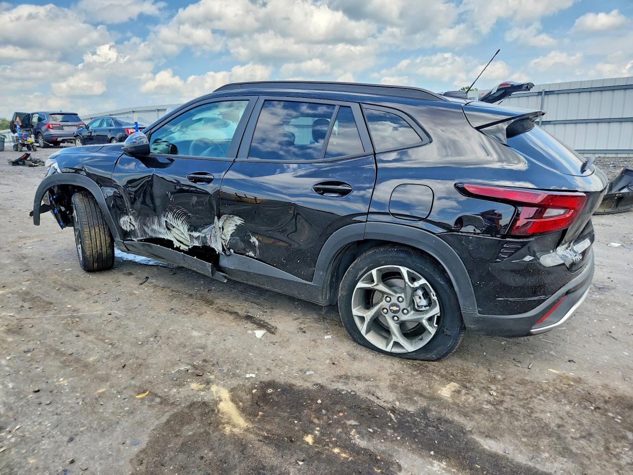 2026 CHEVROLET TRAX