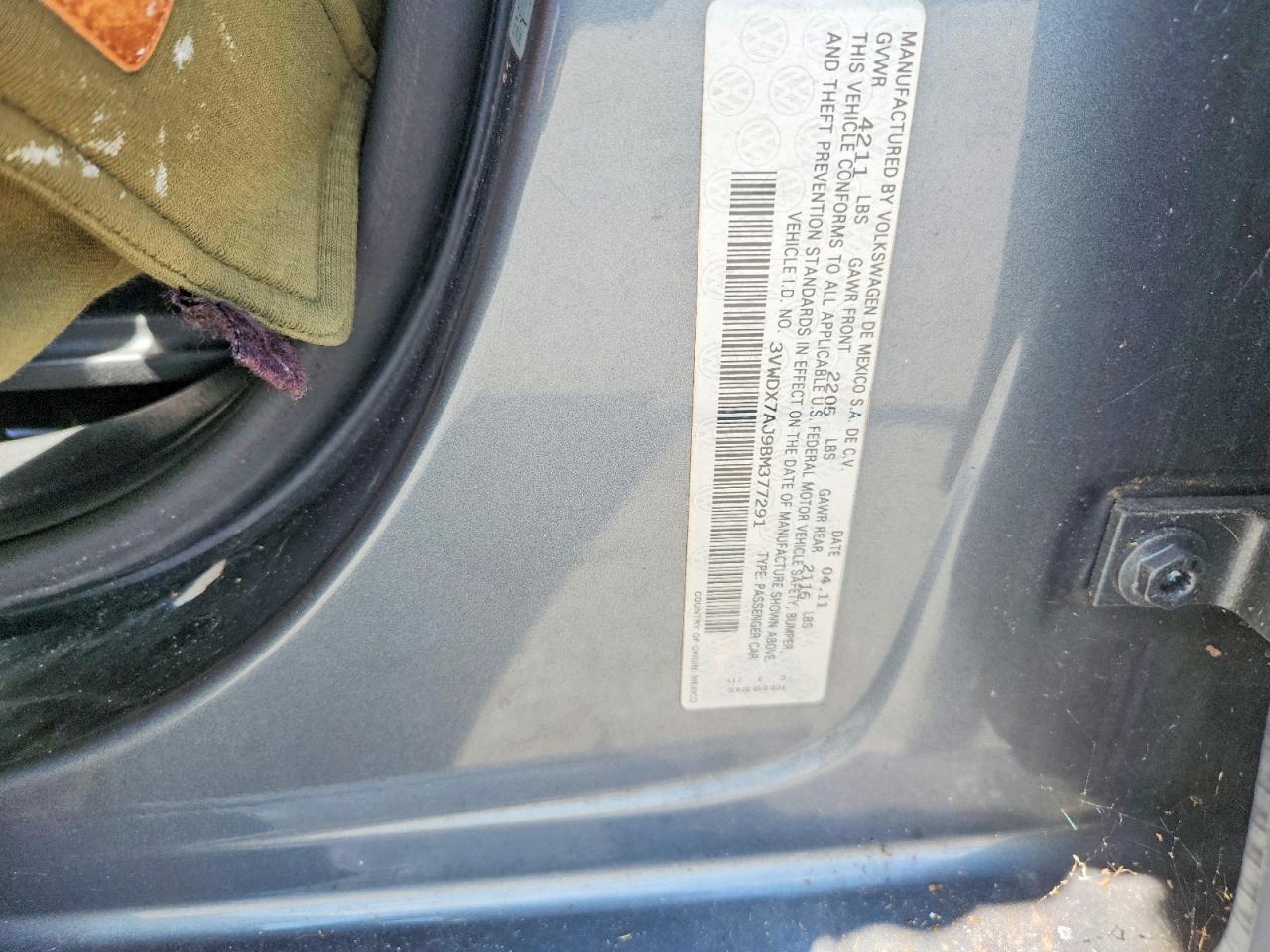 2011 VOLKSWAGEN JETTA