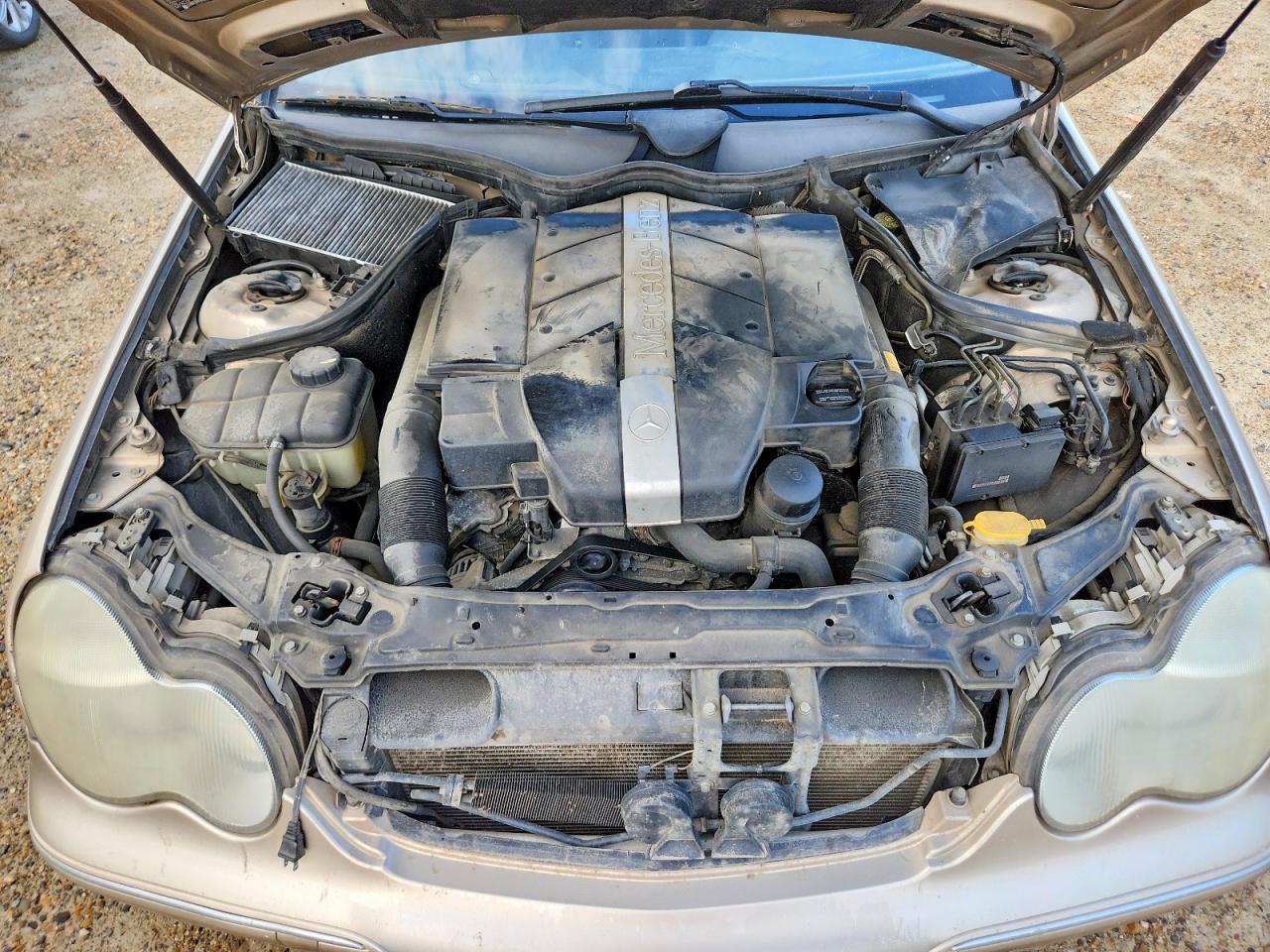 2003 MERCEDES-BENZ C-CLASS