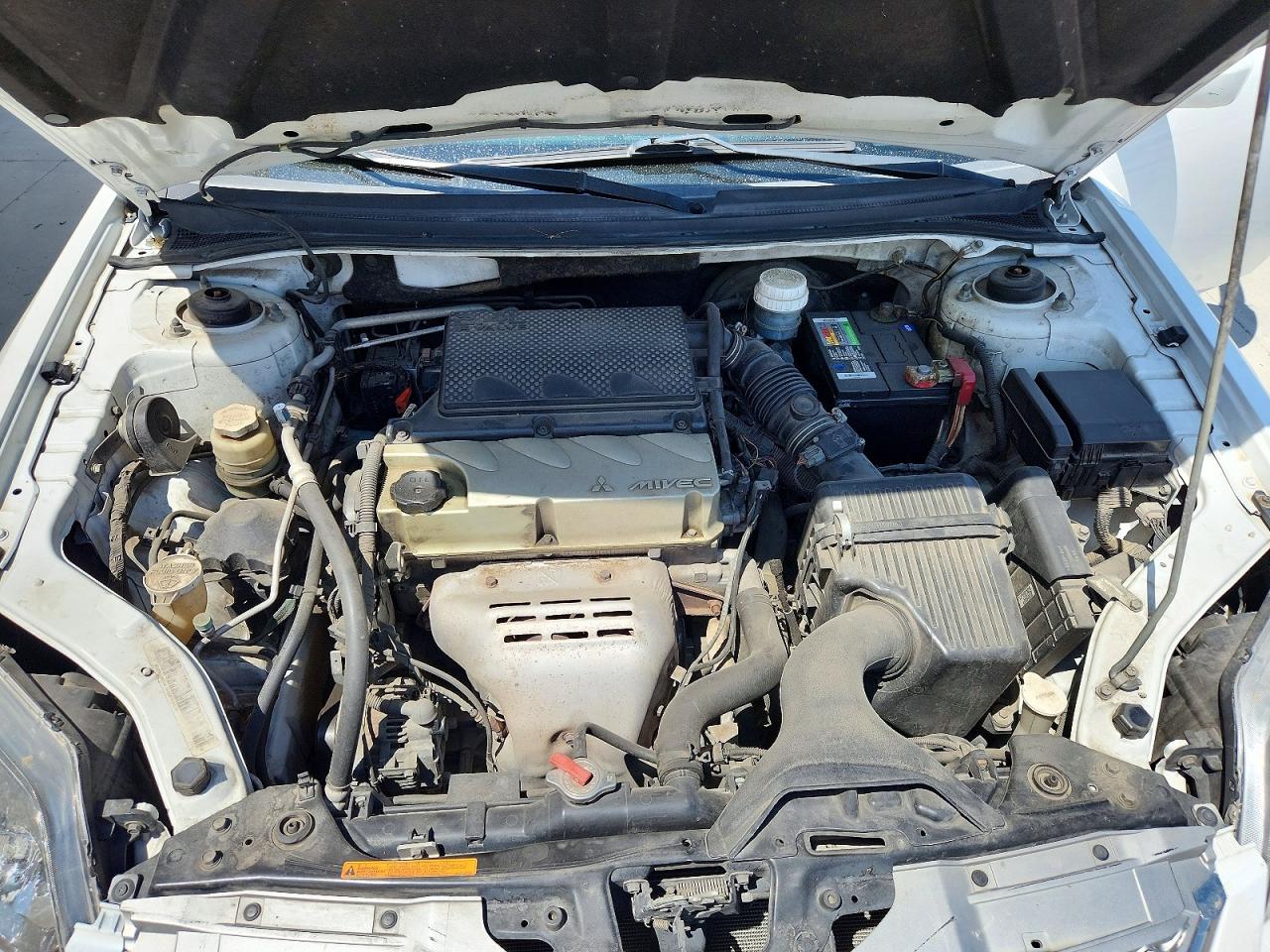 2011 MITSUBISHI GALANT