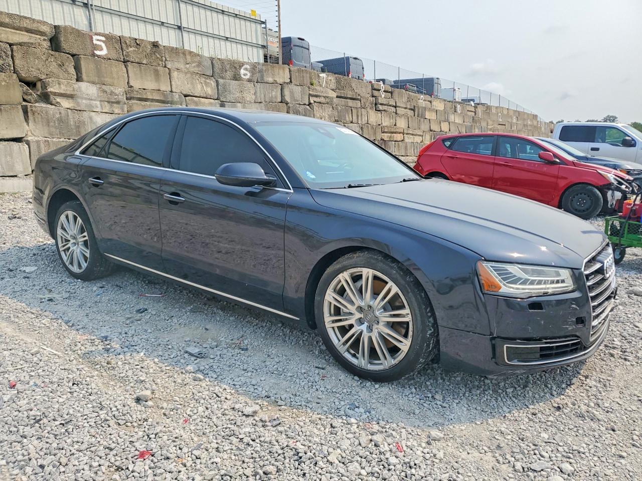 2015 AUDI A8