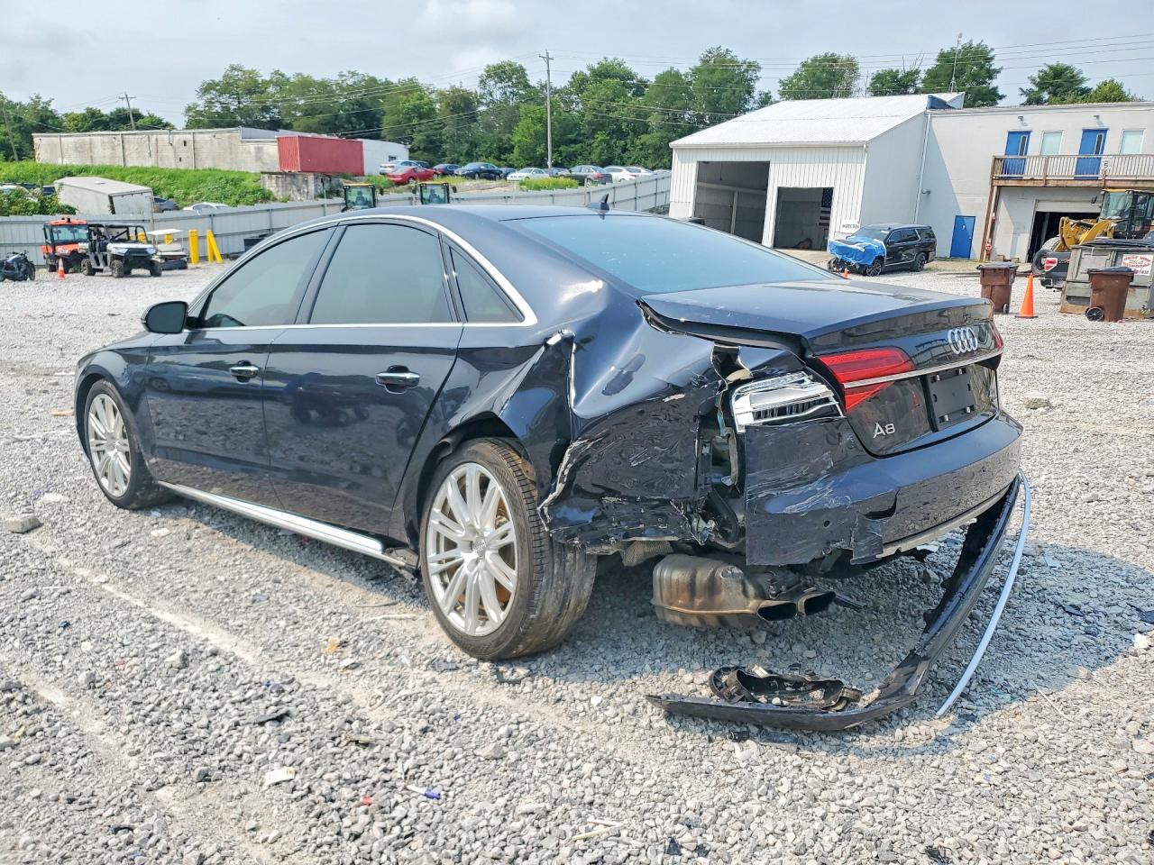 2015 AUDI A8