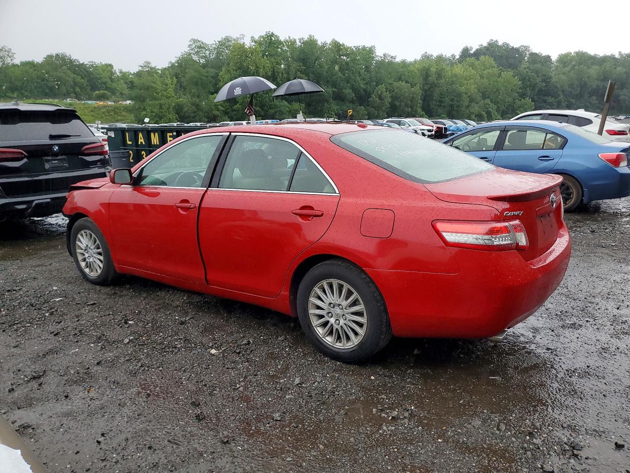 2010 TOYOTA CAMRY LE V