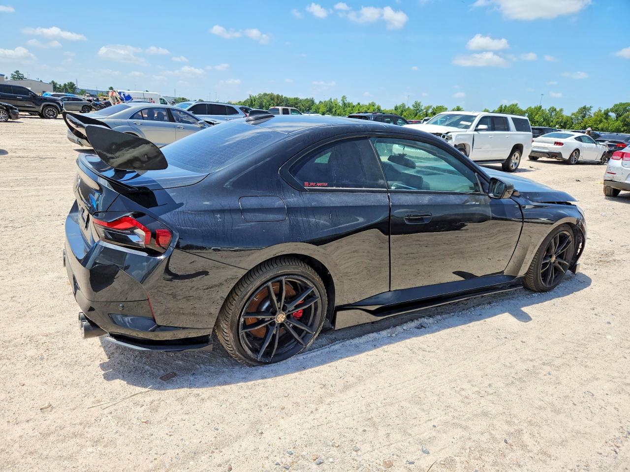 2022 BMW M2