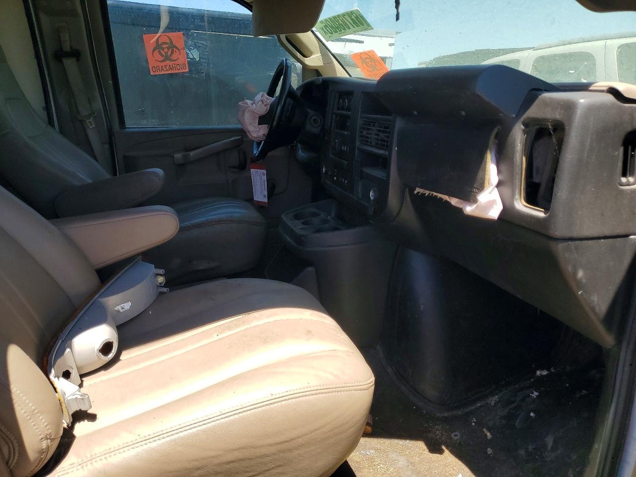 2019 CHEVROLET EXPRESS