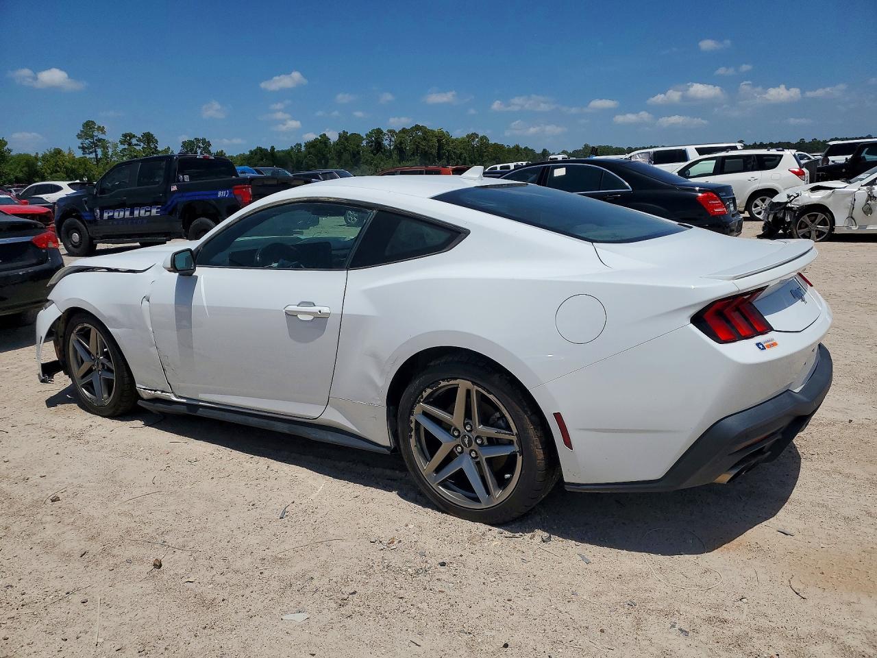 2024 FORD MUSTANG