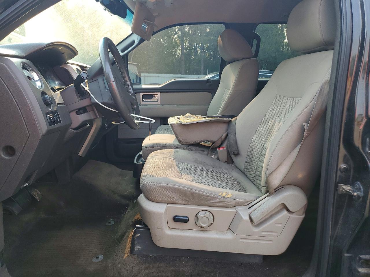 2010 FORD F150