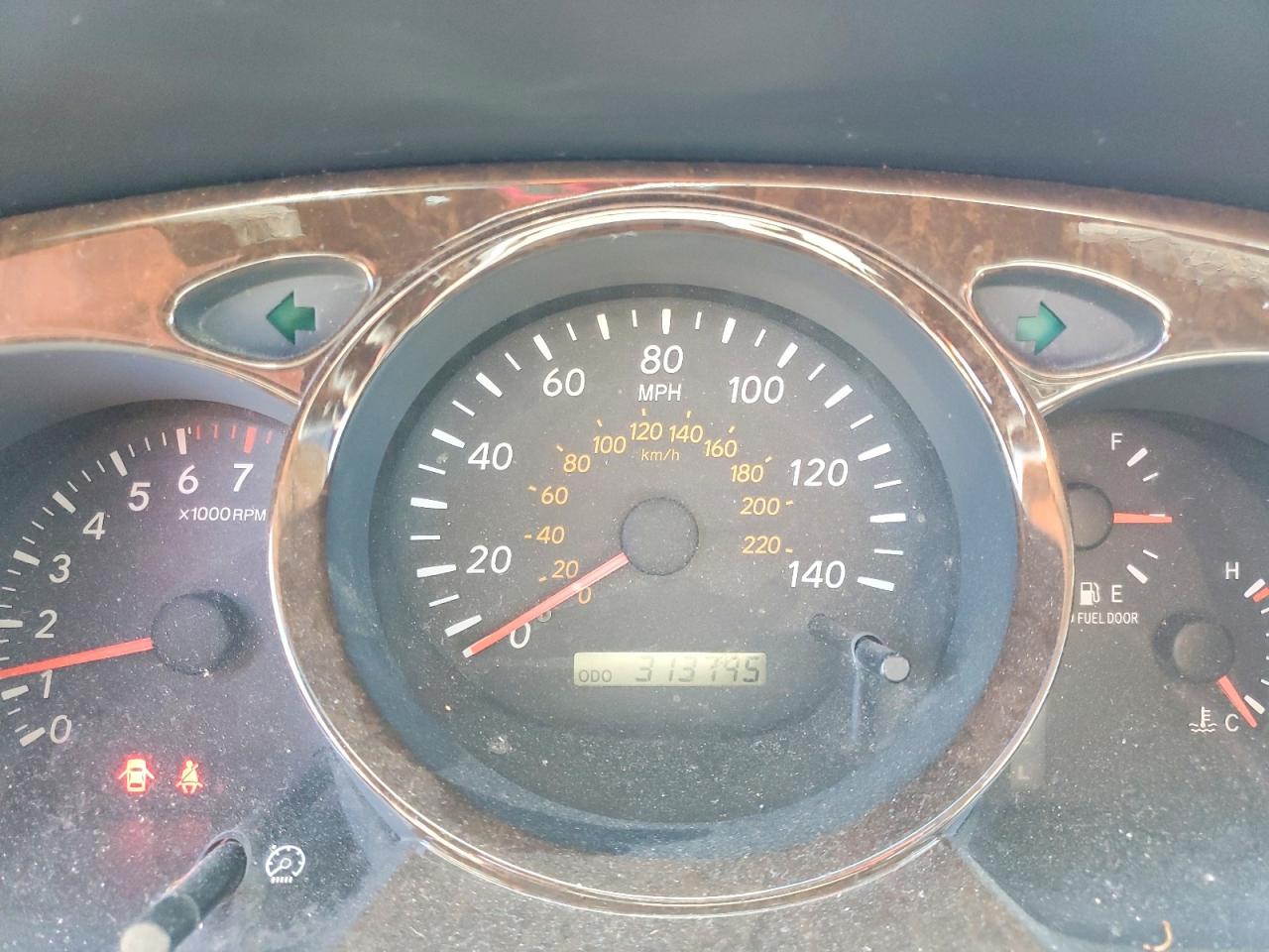2002 TOYOTA HIGHLANDER