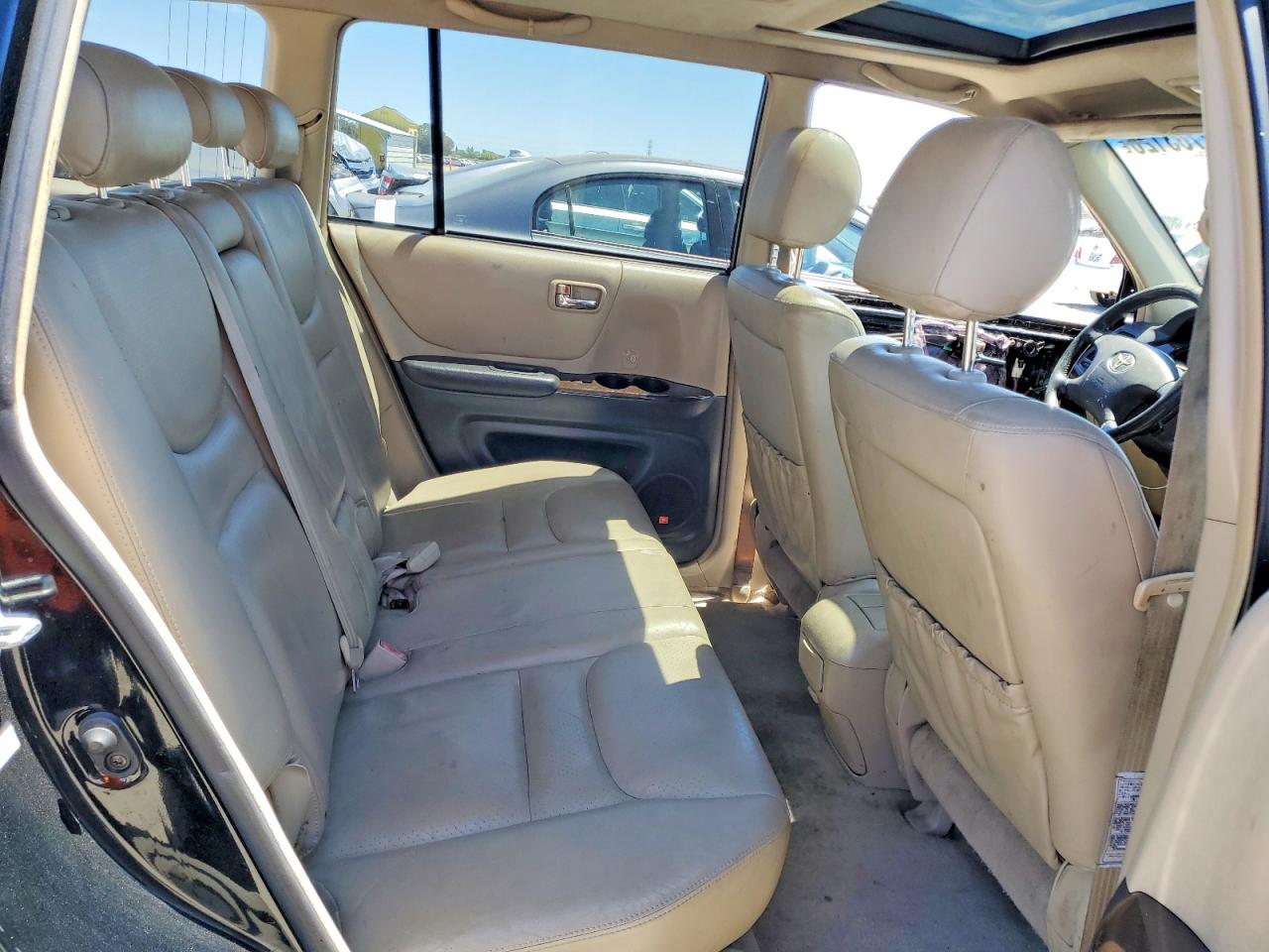 2002 TOYOTA HIGHLANDER