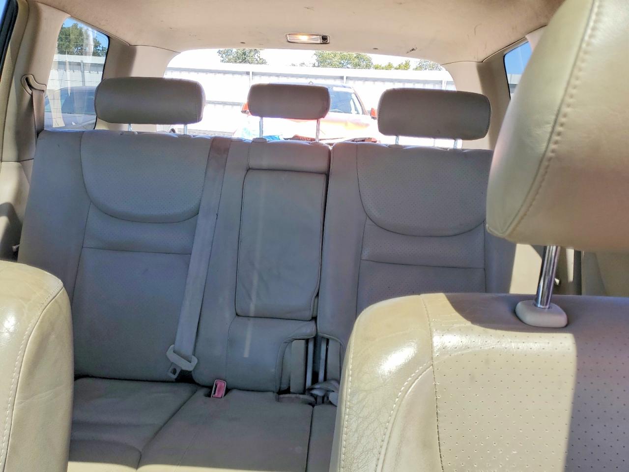 2002 TOYOTA HIGHLANDER
