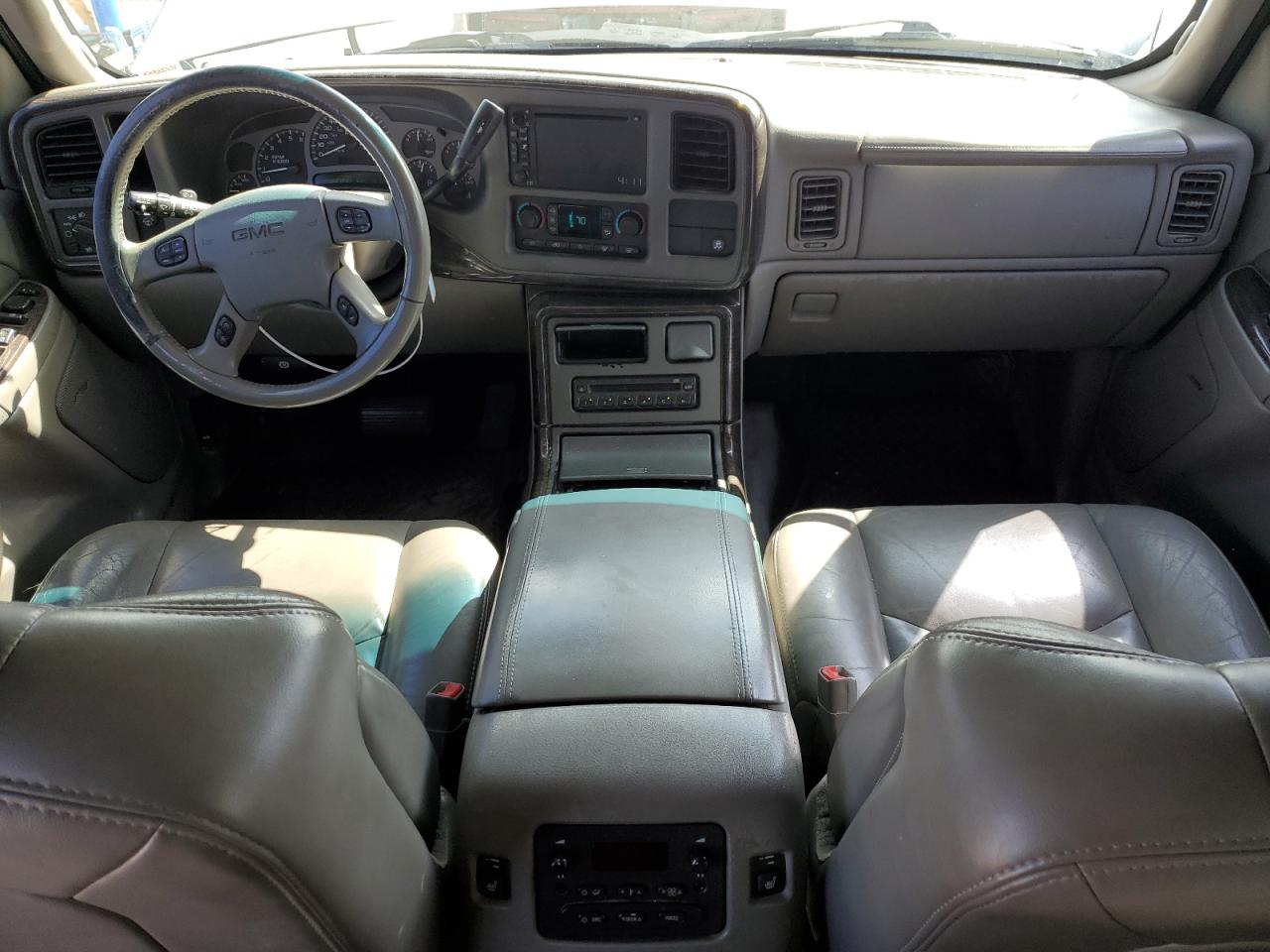 2005 GMC YUKON