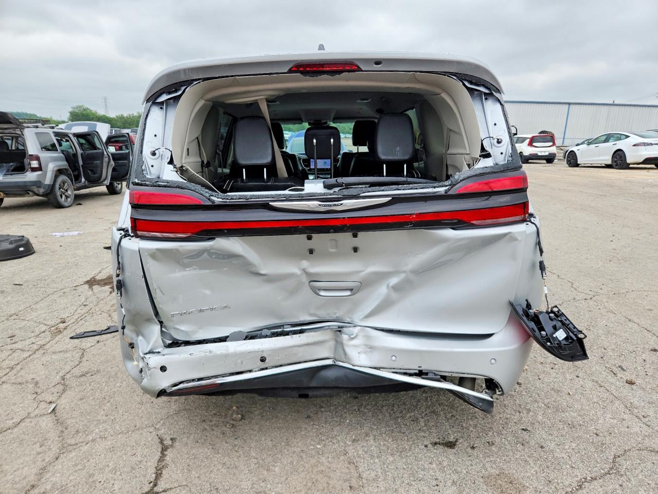 2024 CHRYSLER PACIFICA
