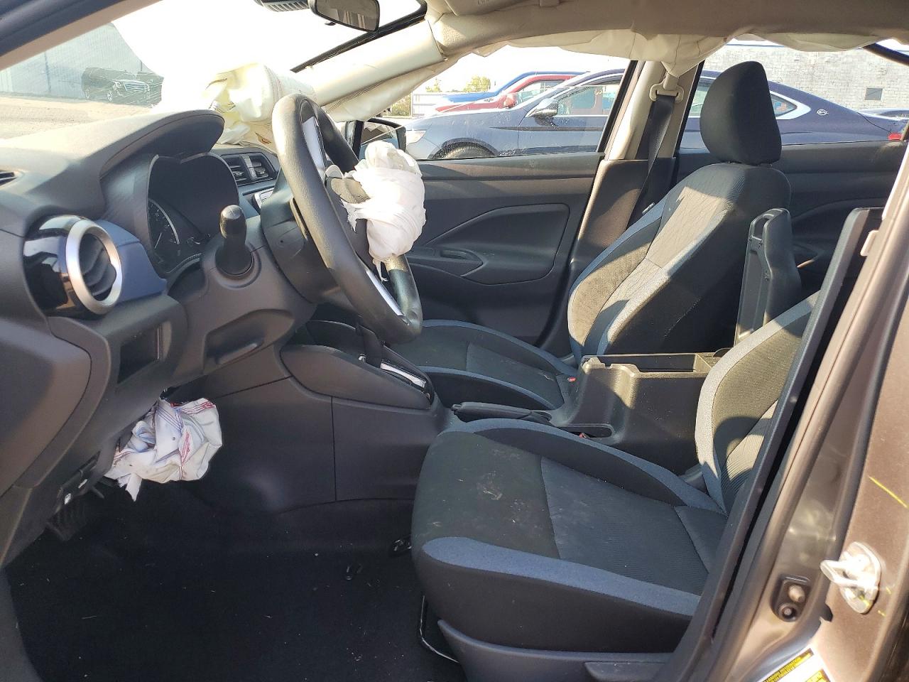 2025 NISSAN VERSA