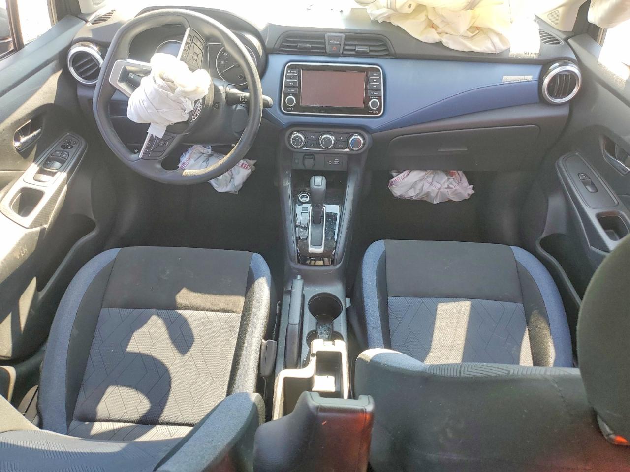 2025 NISSAN VERSA