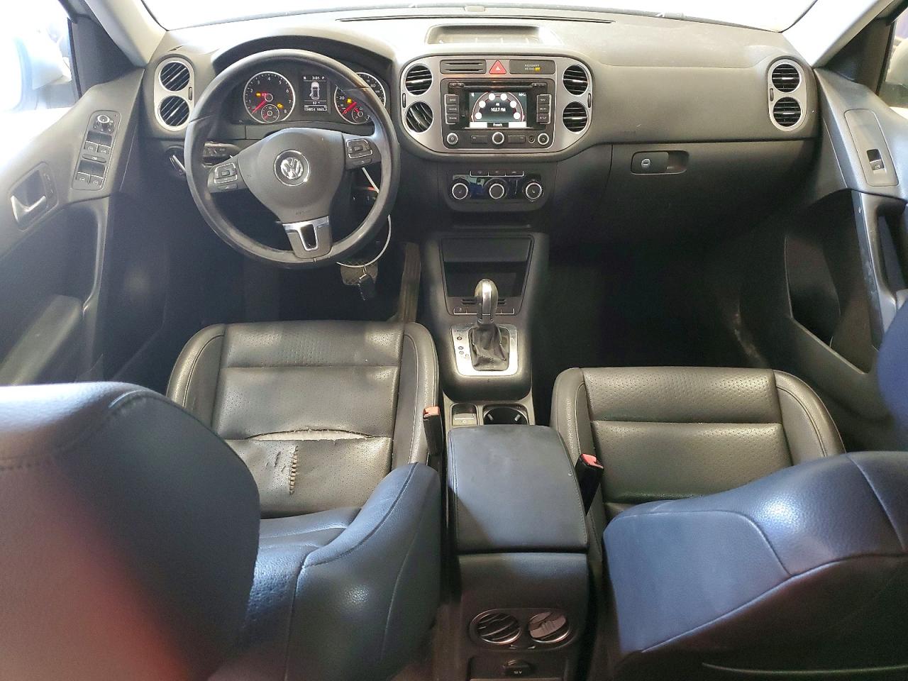 2011 VOLKSWAGEN TIGUAN