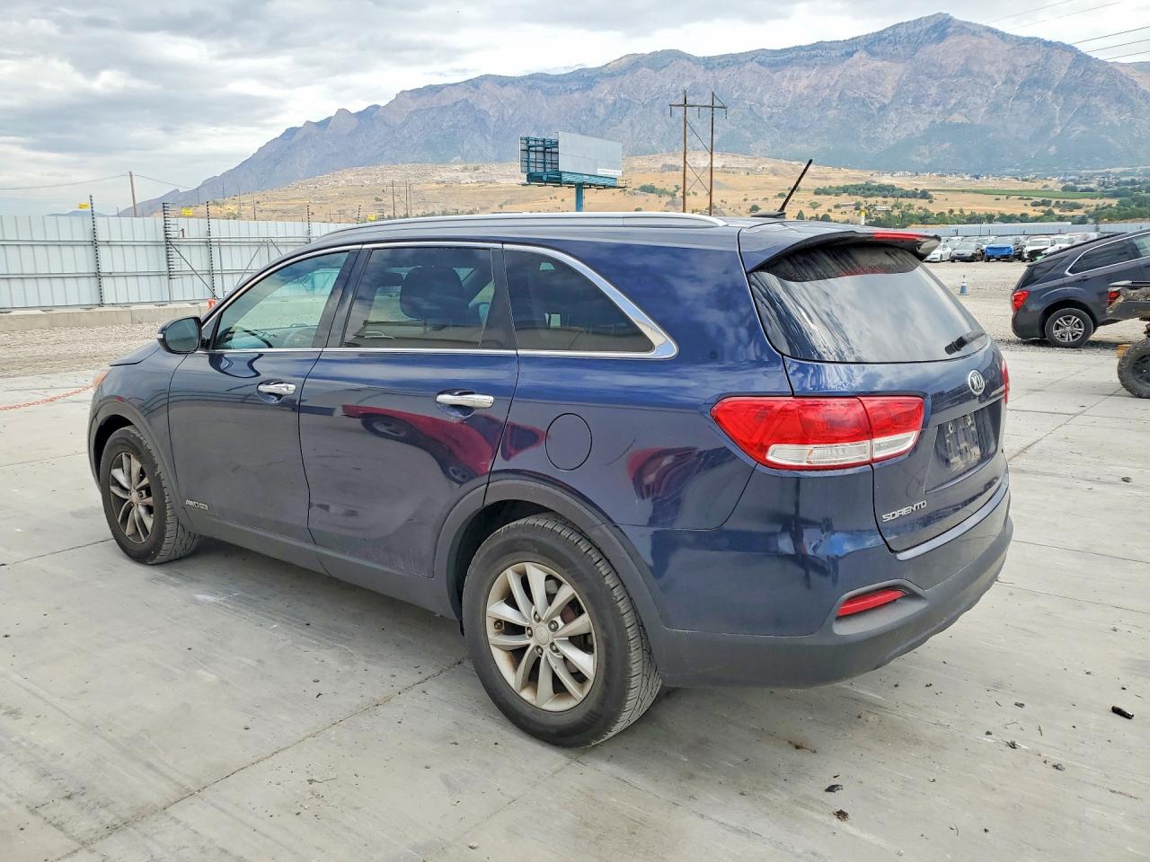 2017 KIA SORENTO