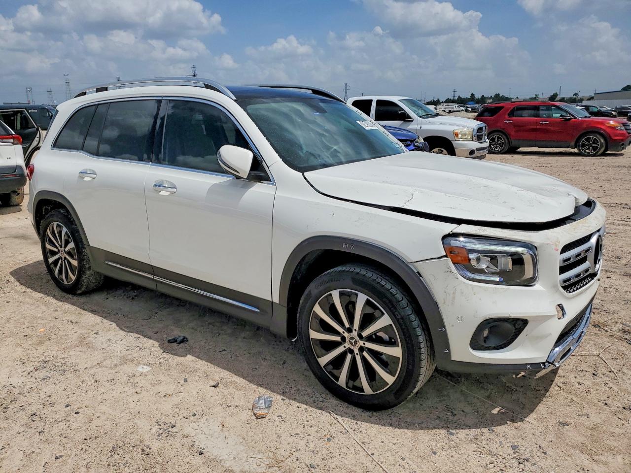 2023 MERCEDES-BENZ GLB-CLASS