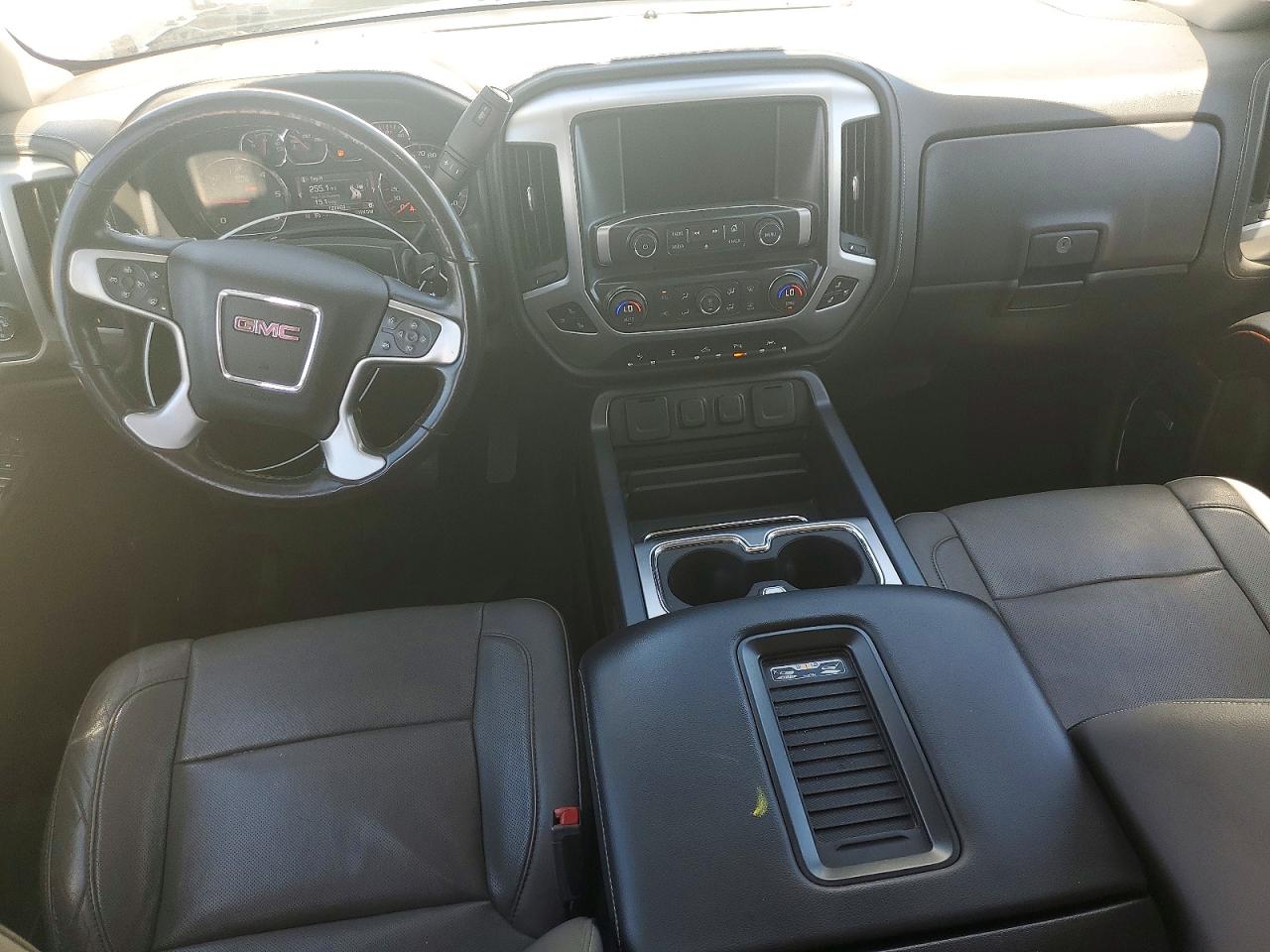 2016 GMC SIERRA