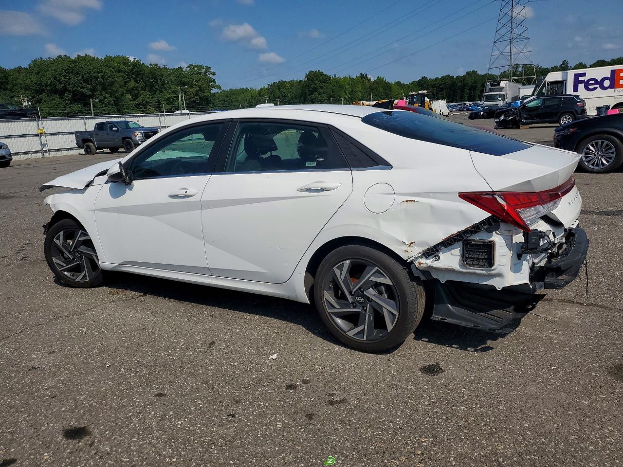 2025 HYUNDAI ELANTRA