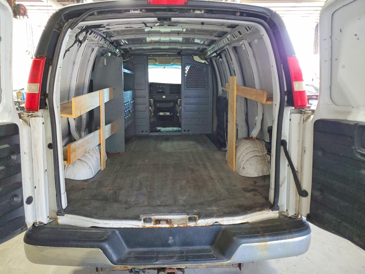 2012 CHEVROLET EXPRESS