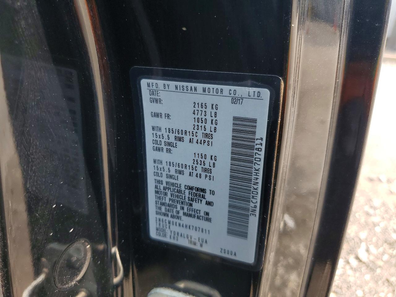 2017 NISSAN NV