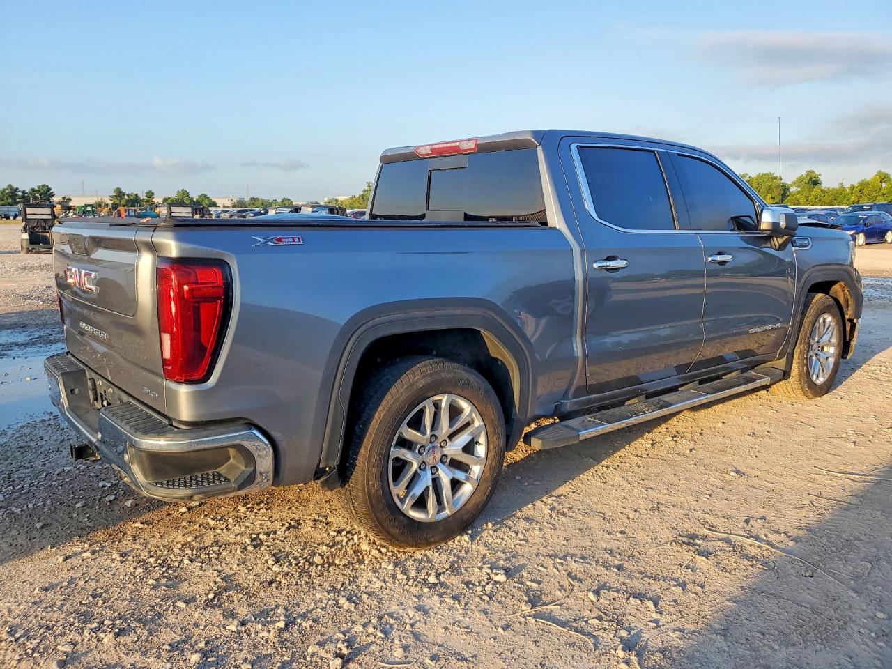 2020 GMC SIERRA