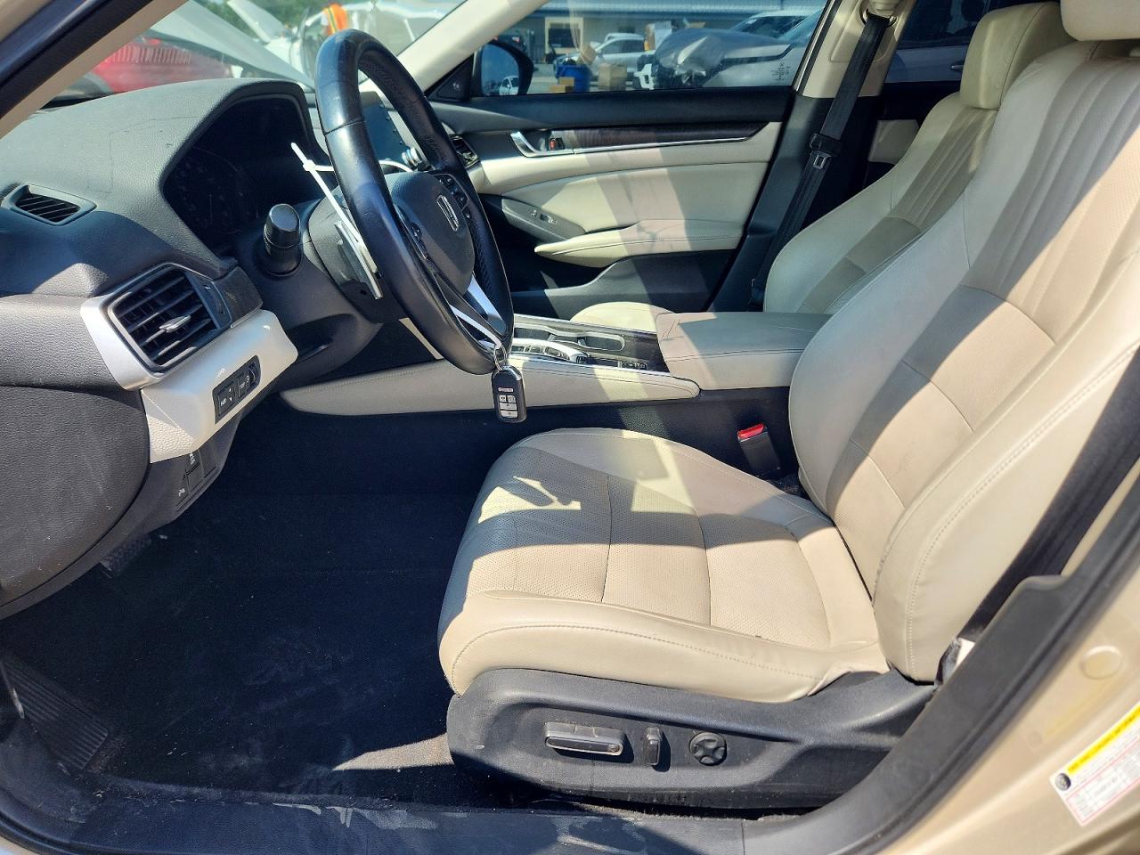 2018 HONDA ACCORD
