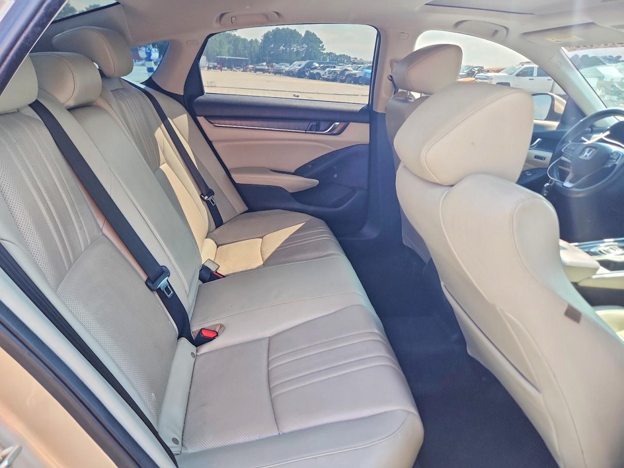 2018 HONDA ACCORD