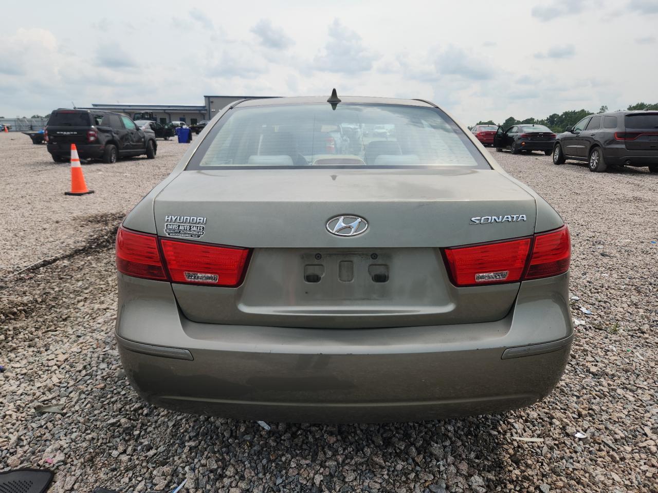 2010 HYUNDAI SONATA