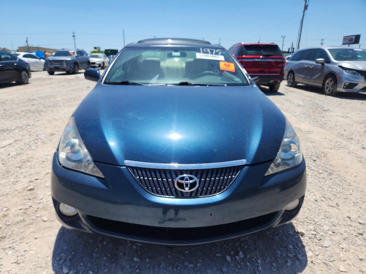 2004 TOYOTA CAMRY SOLA