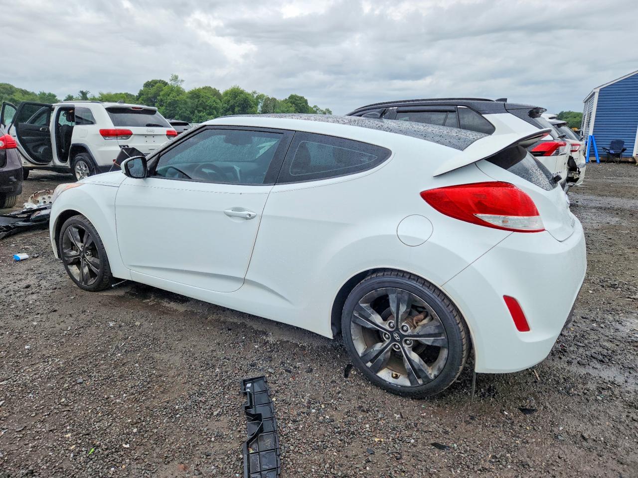 2016 HYUNDAI VELOSTER B
