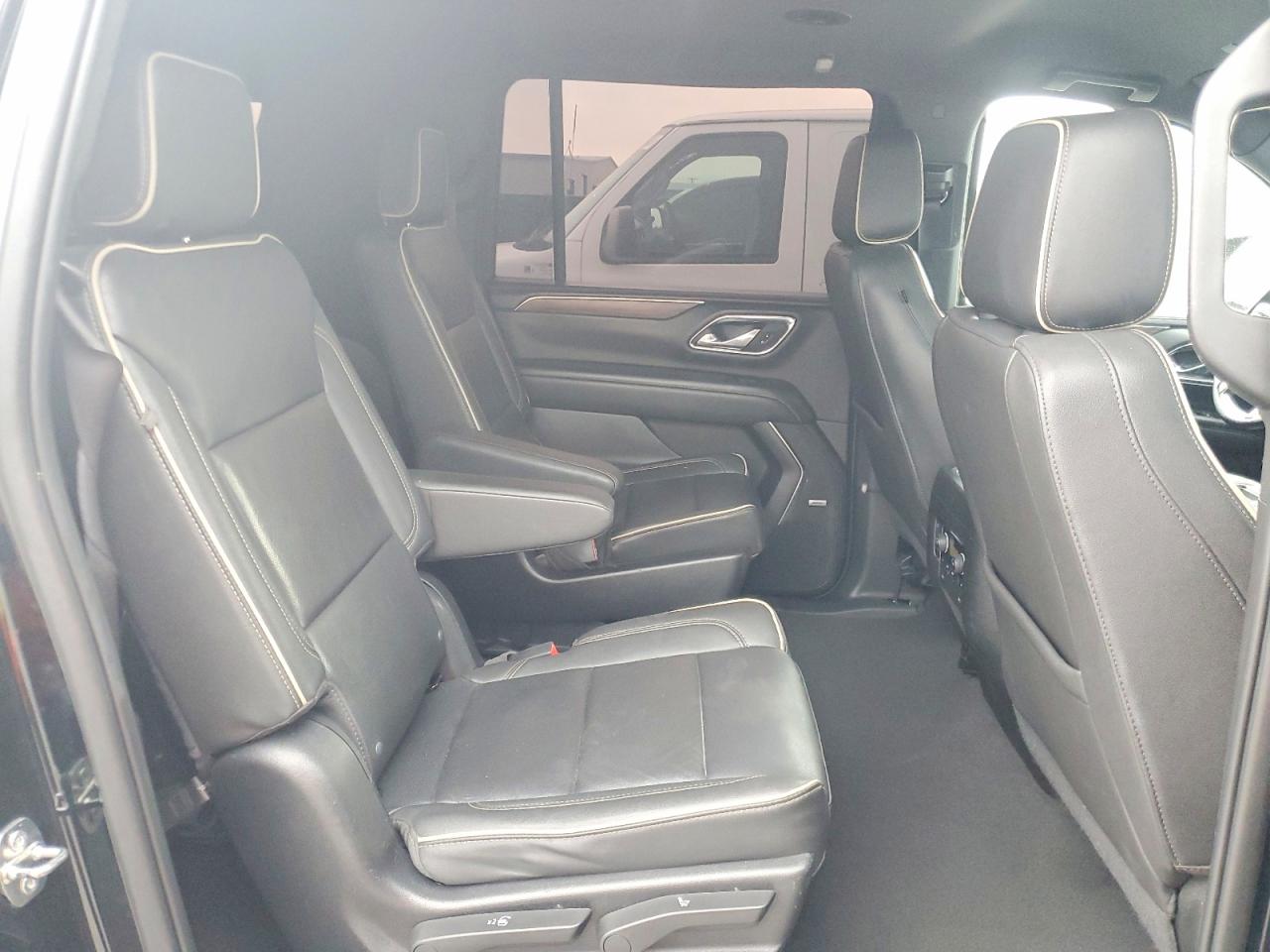 2023 CHEVROLET SUBURBAN