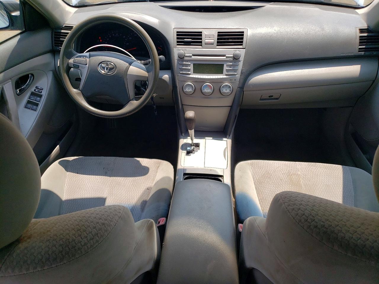 2011 TOYOTA CAMRY