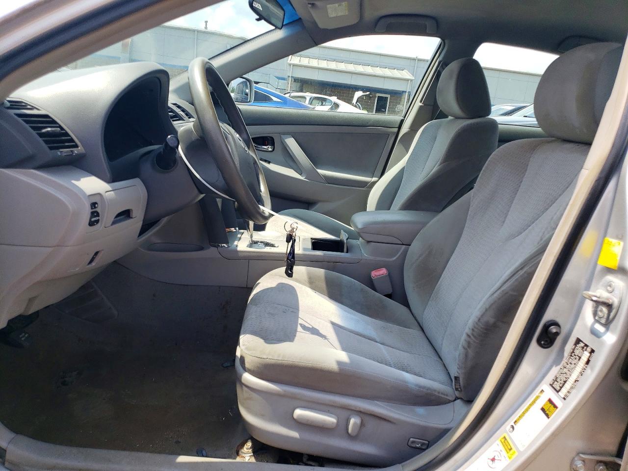 2011 TOYOTA CAMRY