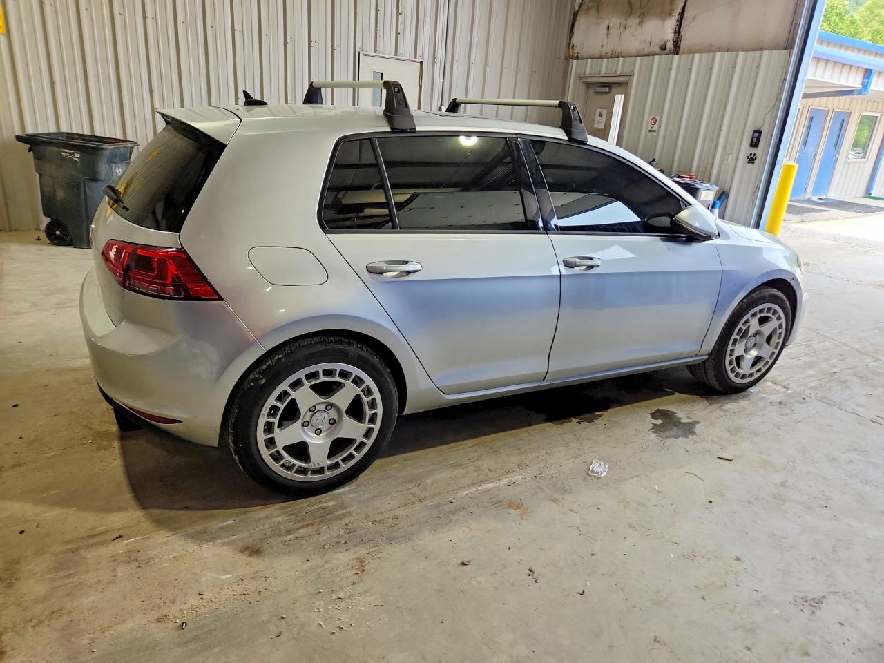 2015 VOLKSWAGEN GTI
