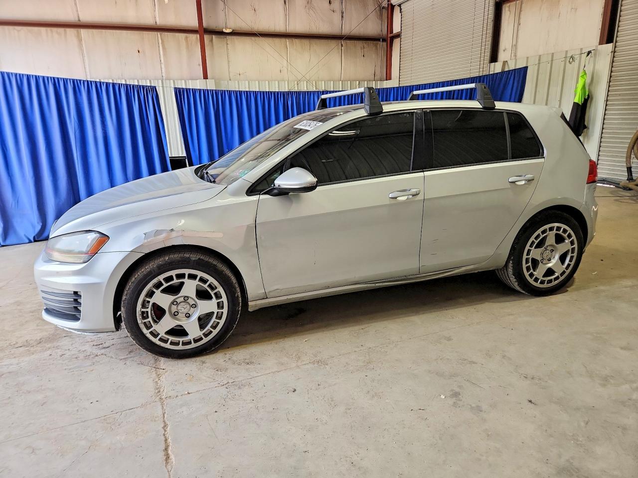 2015 VOLKSWAGEN GTI