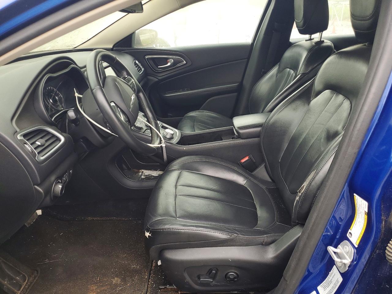 2016 CHRYSLER 200
