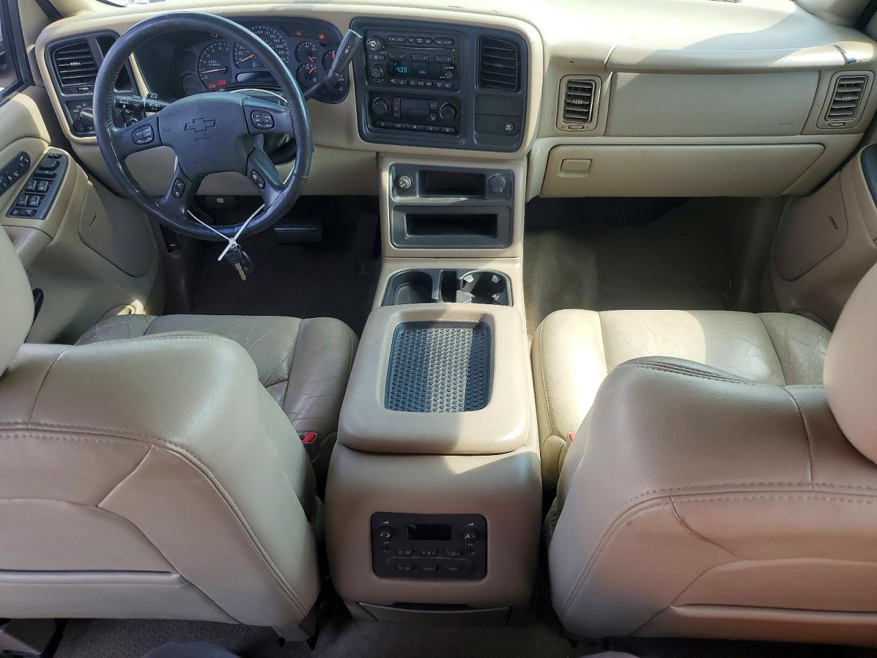 2004 CHEVROLET TAHOE