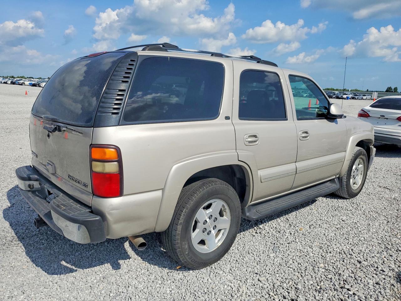 2004 CHEVROLET TAHOE