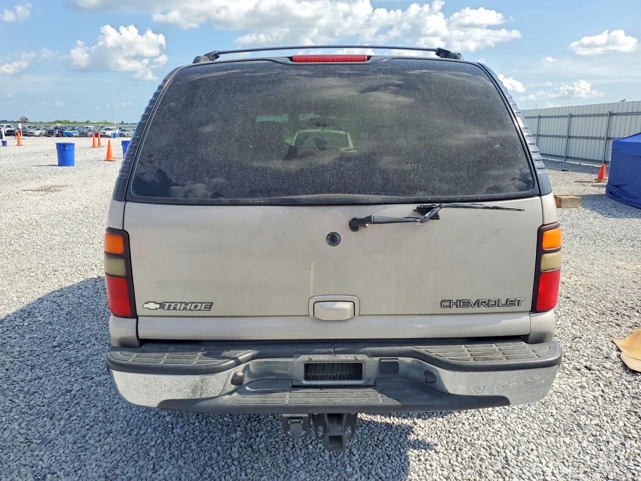 2004 CHEVROLET TAHOE