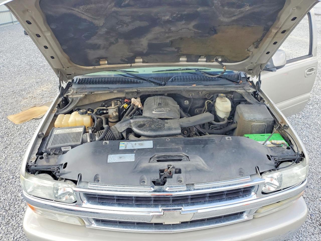 2004 CHEVROLET TAHOE