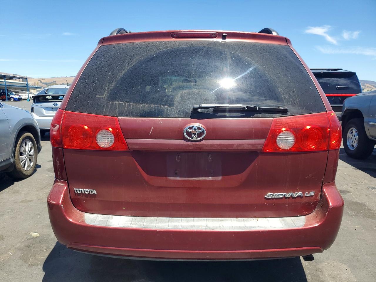 2009 TOYOTA SIENNA