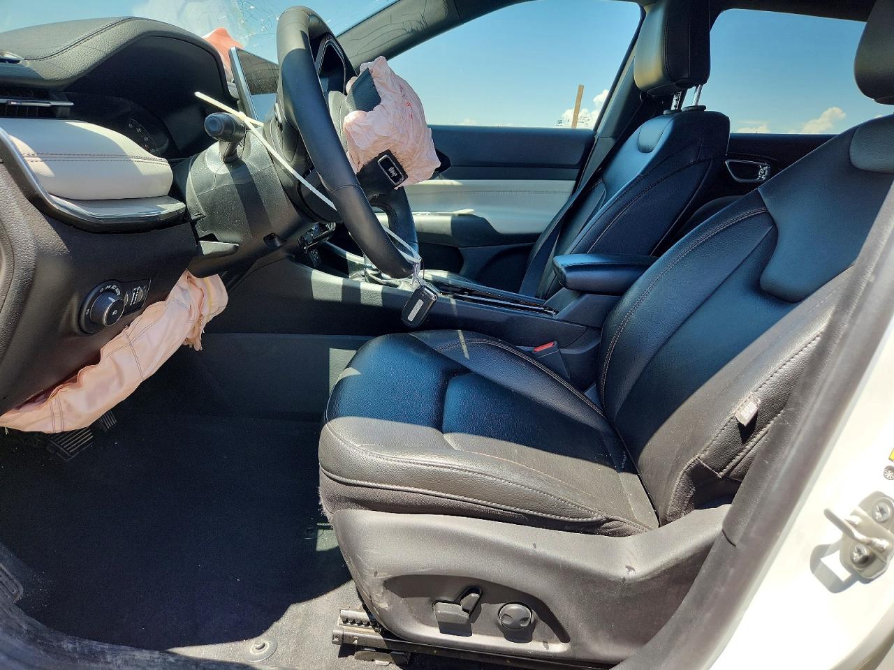 2024 JEEP AVENGER SU