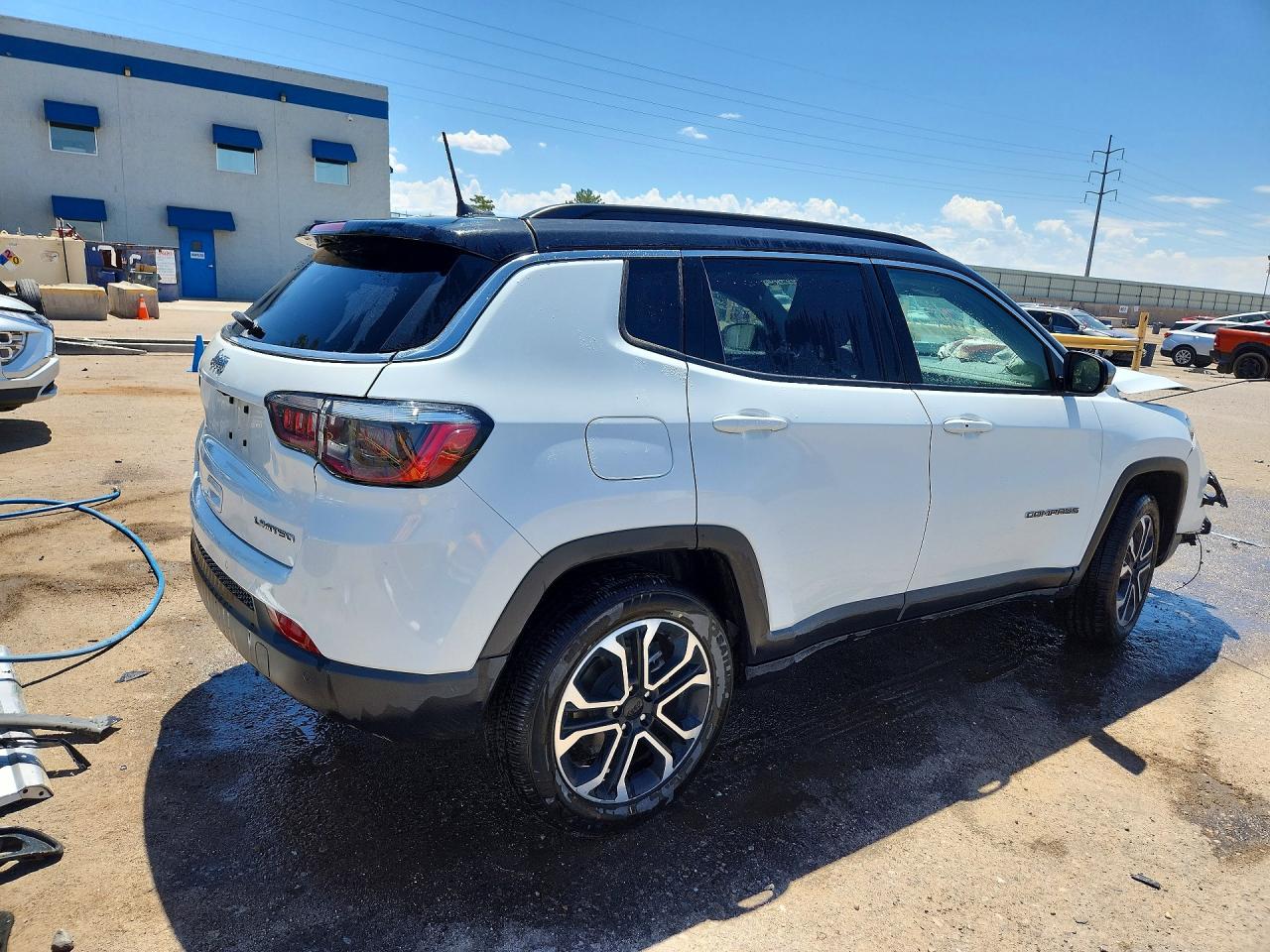 2024 JEEP AVENGER SU