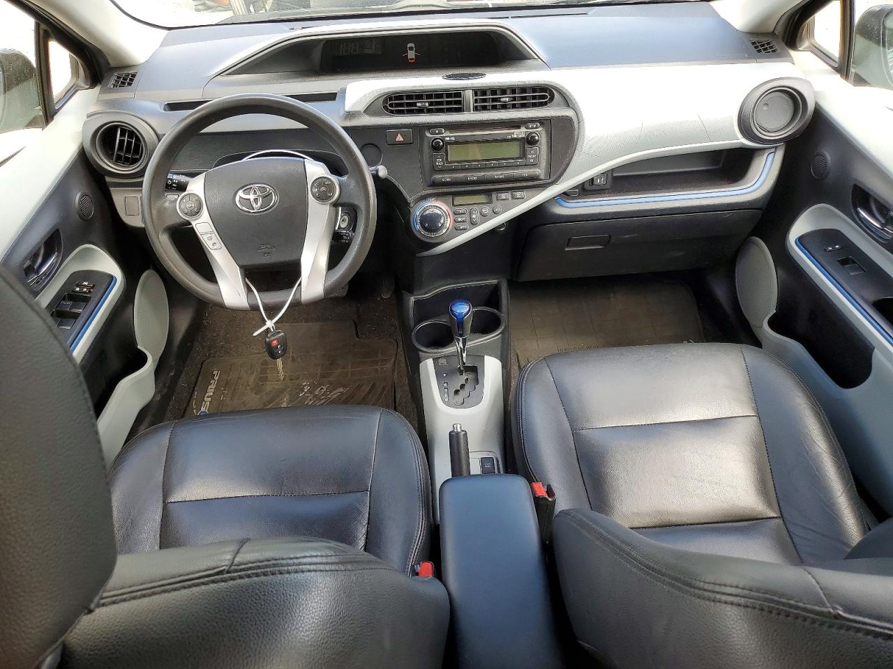 2012 TOYOTA PRIUS